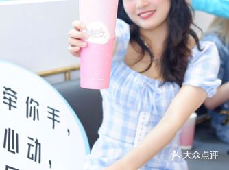广州探店|恋爱公式奶茶巴士站，是心动的感觉