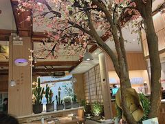 -蜜桃餐厅·伴山(湖滨商业街店)