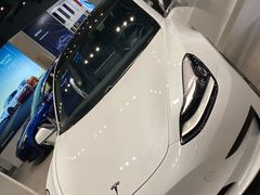 -TESLA 特斯拉(上海太古汇体验店)