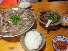 -杨三娘跷脚牛肉(羊子山西路店)