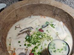-云荷里·蒸汽石锅鱼·云南菜(中发百旺店)