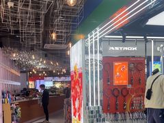 -YONEX苗江运动城(源深店)