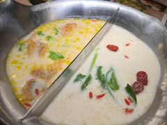 -湊湊火锅·茶憩(上海合生汇店)