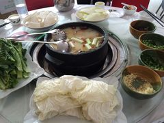 -南渝食府.墨脱石锅松茸鸡