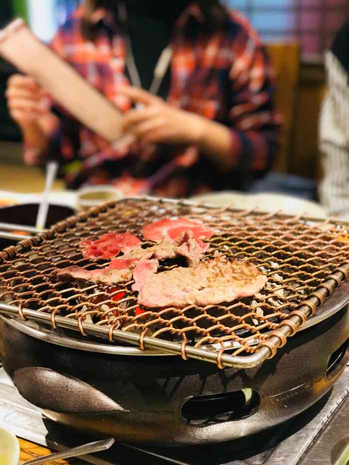 和平三千里烤肉城"烤肉不错,有点小贵,下次聚餐再来.