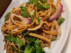 香菜豆腐丝-日丰园海肠水饺·老字号大连海鲜(和平广场店)