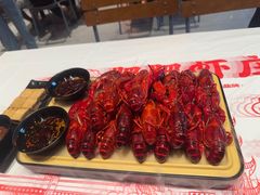 -肥肥虾庄·金牌油焖大虾(杨园滨江时代walk店)