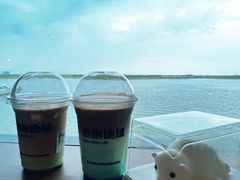 -抱抱地球咖啡馆(国家海洋博物馆店)