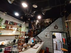 -84那年咖啡馆(李沧万达店)