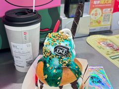 -DQ·蛋糕·冰淇淋(浦江欢乐颂店)