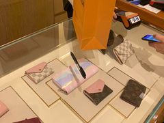 -LV路易威登(贵和购物中心店)