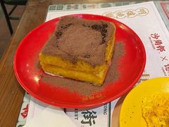 赵露思最迟漏奶华-憶廟街 X 沙角邨(太古城店)