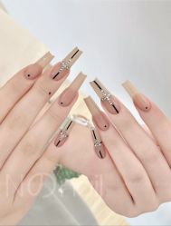-七月美睫 美甲
