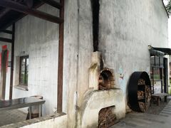 -田园东方蜜桃村的田野营地