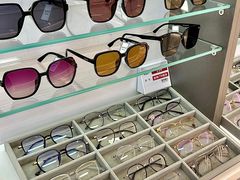 -华北眼镜城(站前街店)