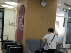 -雅悦齿科(顾村公园店)