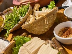 -民食香·腊排骨野生菌美食(木府店)