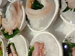 -雍容荟帝王蟹活龙虾展台自助(IFS黑金店)