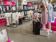 -唯品会(北京国瑞城店)