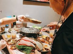 -草家酱蟹炭火烤肉店(珲春南路一店)