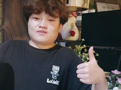 -暴风岛沉浸式体验馆(百联世纪店)