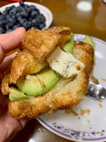 周末就是要好好吃早餐~ 按时吃饭