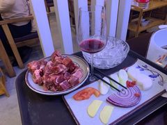 -毛辣果·贵州红酸汤牛肉火锅(西单店)