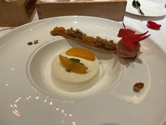 法式芒果拿破仑佐椰香冰激凌-王品台塑牛排(成都万象城店)