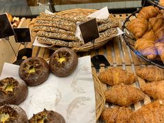 -Dough&Joe团憩(瑞虹天地月亮湾店)