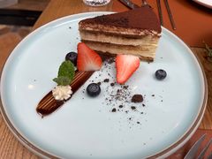 -Golden Lily河内巴黎法越料理餐厅(建国西路店)