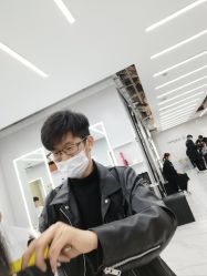 -朗峰专业美发沙龙