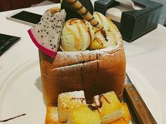 蜜糖吐司-铜锣湾·有麝自然香(渝北财富中心店)