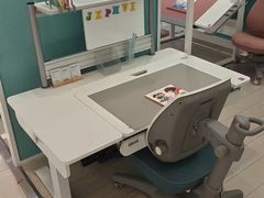 -康朴乐儿童学习桌椅(蓝色港湾店)