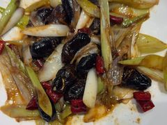 -那家老院子东北菜·饺子·小鸡炖蘑菇(艳华街店)