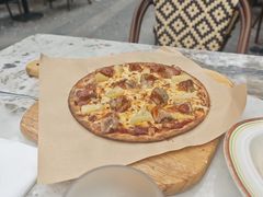 -玛格萝妮比萨屋(四平店)