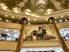 -深圳君逸国际酒店(龙岗横岗塘坑地铁站店)