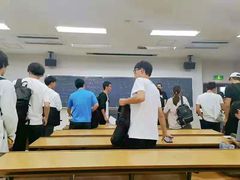 -成都濑川外国语学校