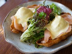 -ROAST coffee & eatery