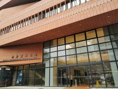 -上海市静安区图书馆(新闸路馆)