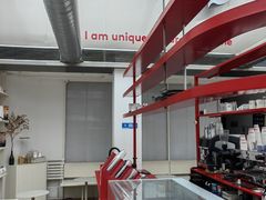 -UNI UNI(环亚凯瑟琳店)