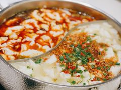 -德林酸菜鱼火锅(南丹店)