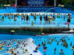 -欢乐水魔方水世界