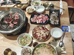 -青瓦餐厅·生鱼片·韩园烤肉(西塔店)