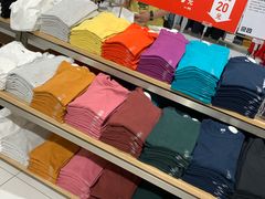 -优衣库(上海正大广场店)