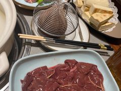 -四点金粥底火锅(沂州里店)