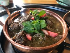 -银同牦牛肉火锅
