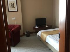 -上海华夏假日酒店