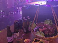 -喜鹊音乐酒馆(西街店)