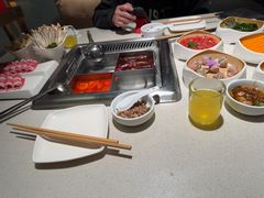 -海底捞火锅鲜切牛肉主题店(长寿路店)