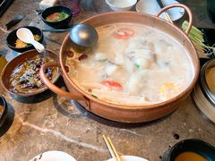 -三人行骨头王火锅(长寿店)